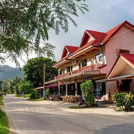Baan Kai Hostel Baan Khai Exterior foto